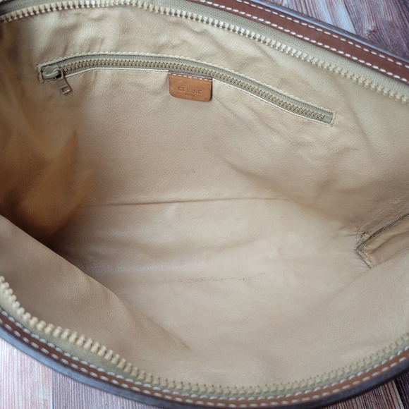 Celine Macadam large Pouch crossbody bag - Picture 16 of 16